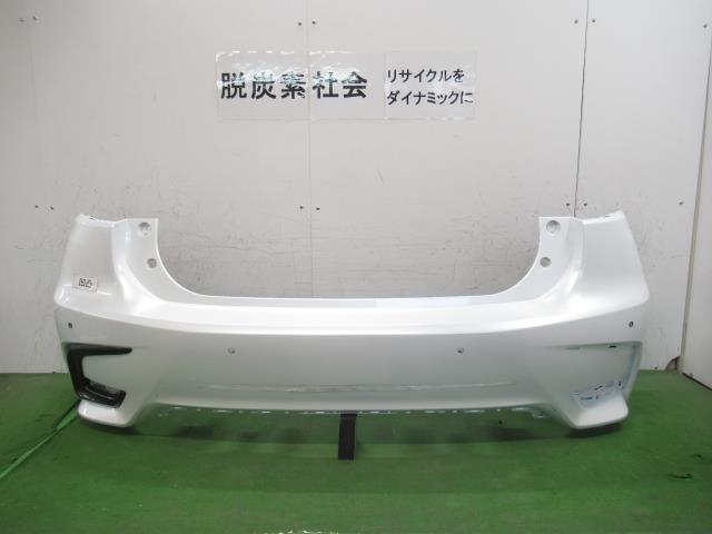 レクサス CT 6AA-ZWA10 リアバンパー 52159-76927 351173_画像1