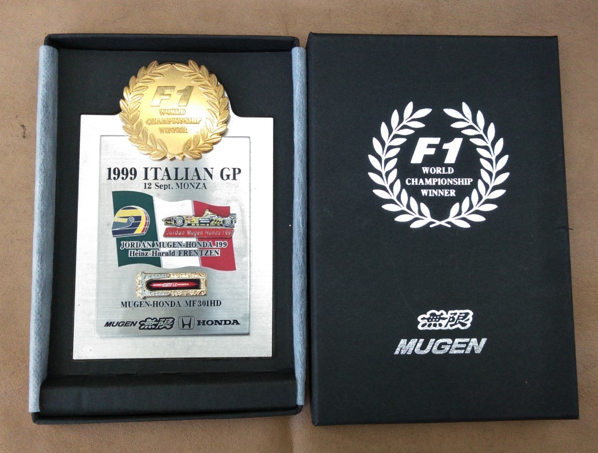 1999　イタリア GP　ワールドチャンピオン　記念ピンバッジ　JORDAN MUGEN-HONDA　MF 301HD　無限　ホンダ