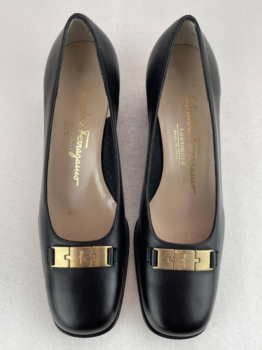 真734 未使用品【Salvatore Ferragamo/サルヴァトーレ フェラガモ】Salvatore Ferragamo BOUTIQUE ヒール 靴 レディース　4 1/2 C 22cm？_画像2