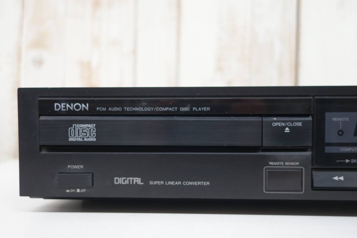 retro audio that time thing 80\'S *DENON Denon *COMPACT DISC PLAYER CD player *MODEL DCD-1100 * remote control none 