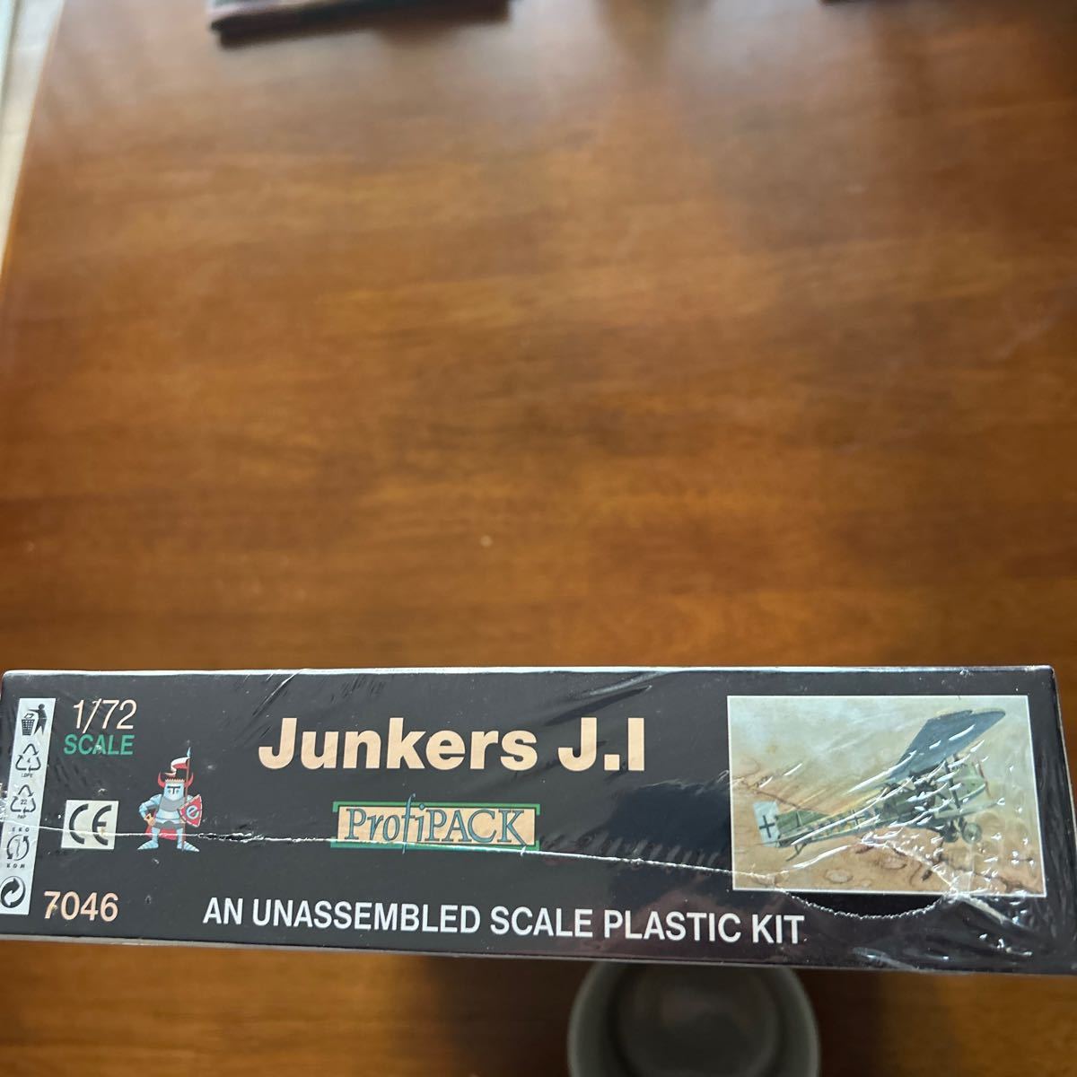 Eduard 1/72Junkers J.I Profipack( shrink . печать, новый товар )