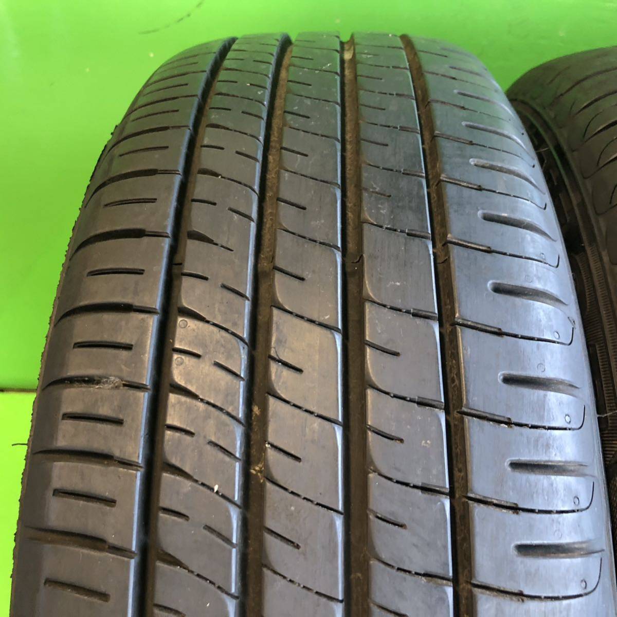 NT308 中古 DUNLOP ENASAVE EC204 ダンロップ エナセーブ 16インチ 2022年製 タイヤ 215/60R16 95H 4本 セット 【ヴェゼル/オデッセイ】_画像2