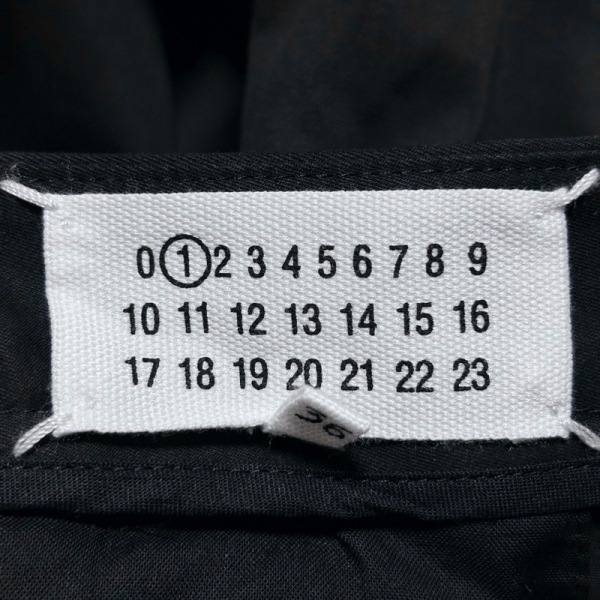 メゾンマルジェラ Maison Margiela パンツ サイズ36 S - 黒 レディース クロップド(半端丈) ボトムス_画像3