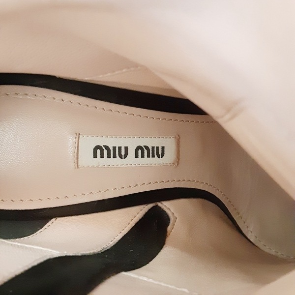 ミュウミュウ miumiu ショートブーツ 36 - スエード 黒 レディース パール 靴_画像6