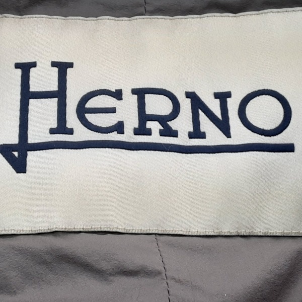ヘルノ HERNO ブルゾン サイズ42 M - グレーベージュ レディース 長袖/ジップアップ/春/秋 美品 ジャケット_画像3