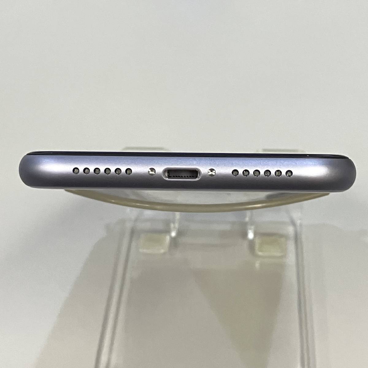 【中古 美品】SIMフリー iPhone11 64GB パープル MWLX2J/A バッテリー最大容量81% 利用制限○ softbank版の画像4