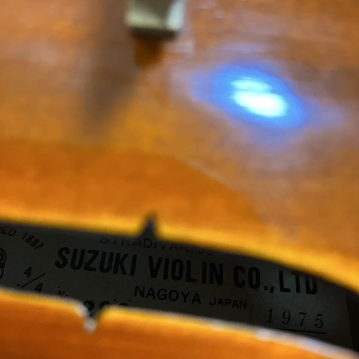 SUZUKI スズキ 鈴木 バイオリン ヴァイオリン 本体　弓　ハードケース　1887 4/4 No.280 stradivarus copy 日本製 1975_画像10