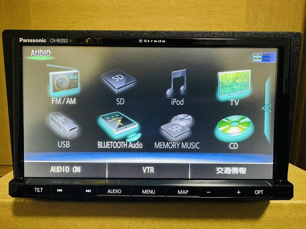 PANASONIC ストラーダ STRADA 2018 メモリーナビ CN-RE05D DVD/USB/Bluetoothオーディオ/フルセグ地上デジタルテレビ_画像2