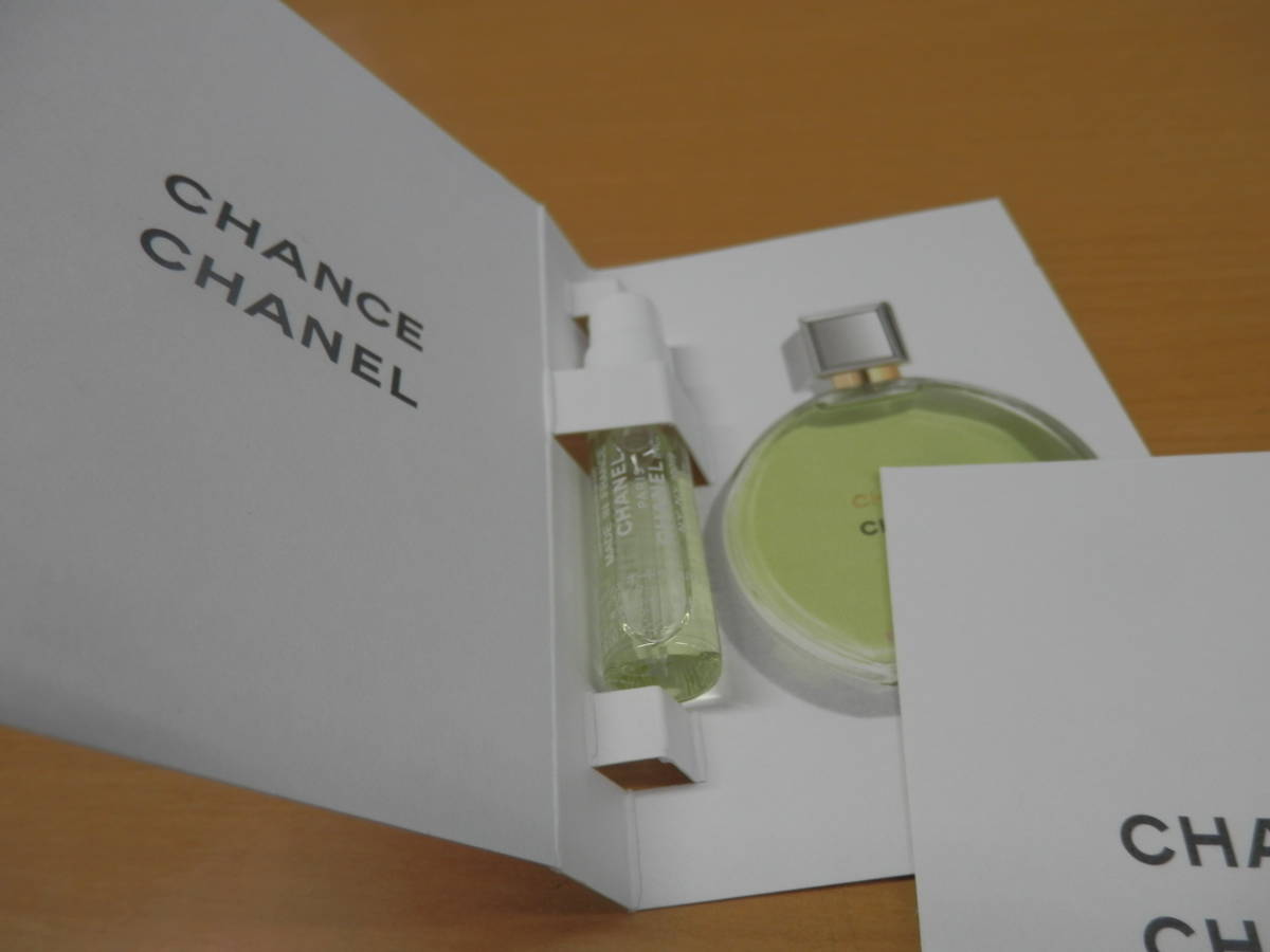 CHANEL シャネル チャンス オーフレッシュ　オードゥ パルファム 1.5ml 2個セット ヴァポリザター フレグランス 香水【A60】_画像2