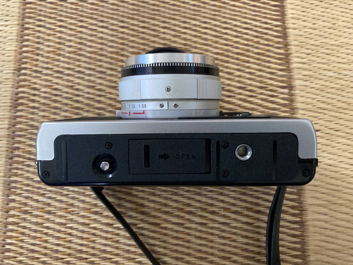 動作品 キヤノン Canon Canodate E 通電 シャッター 確認済み 専用ケース レンズキャップ ストラップ 日本製 CANON LENS 40mm 1:2.8_画像9