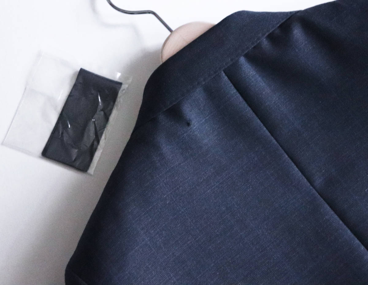 可愛いクリスマスツリーやギフトが! Paul Smithのスーツ セットアップ
