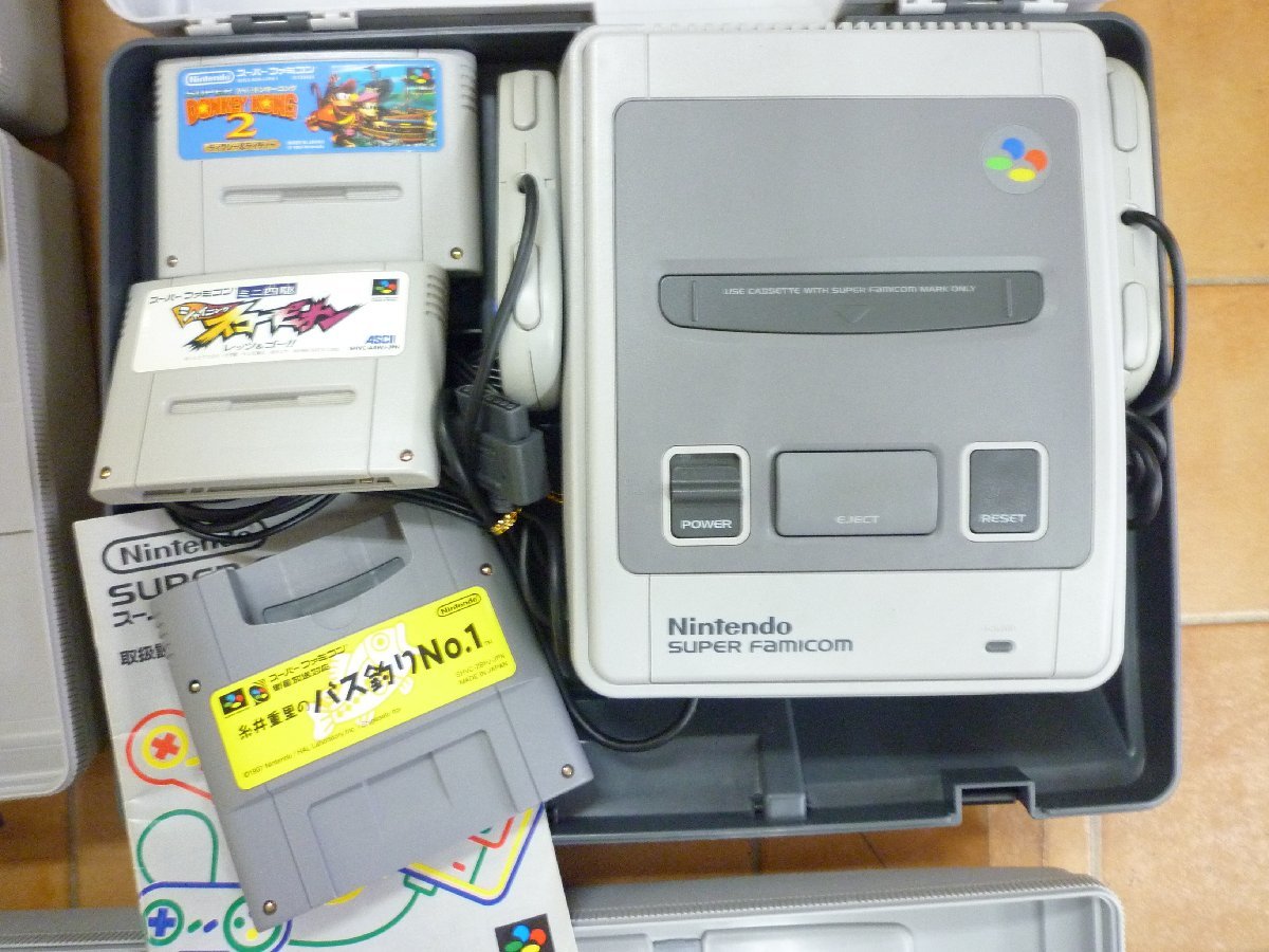 【1000円スタート】Nintendo SUPER Famicom スーパーファミコン 本体　ケースなど　３個　 動作未確認　　/G384_画像3