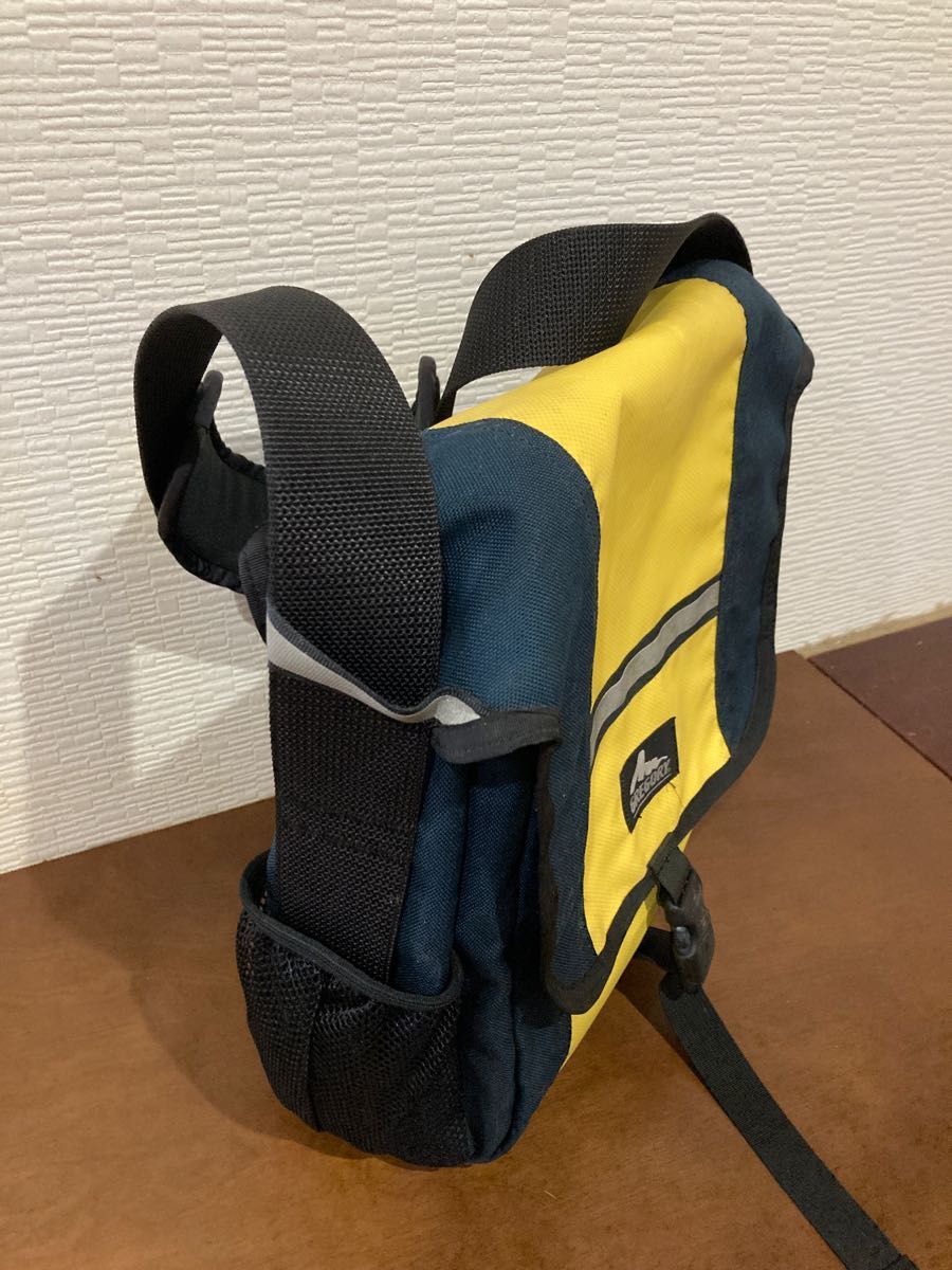 グレゴリー 防水メッセンジャーバッグ GREGORY MESSENGER BAG 旧 グレゴリー 防水メッセンジャーバッグ GREGORY MESSENGER BAG 旧