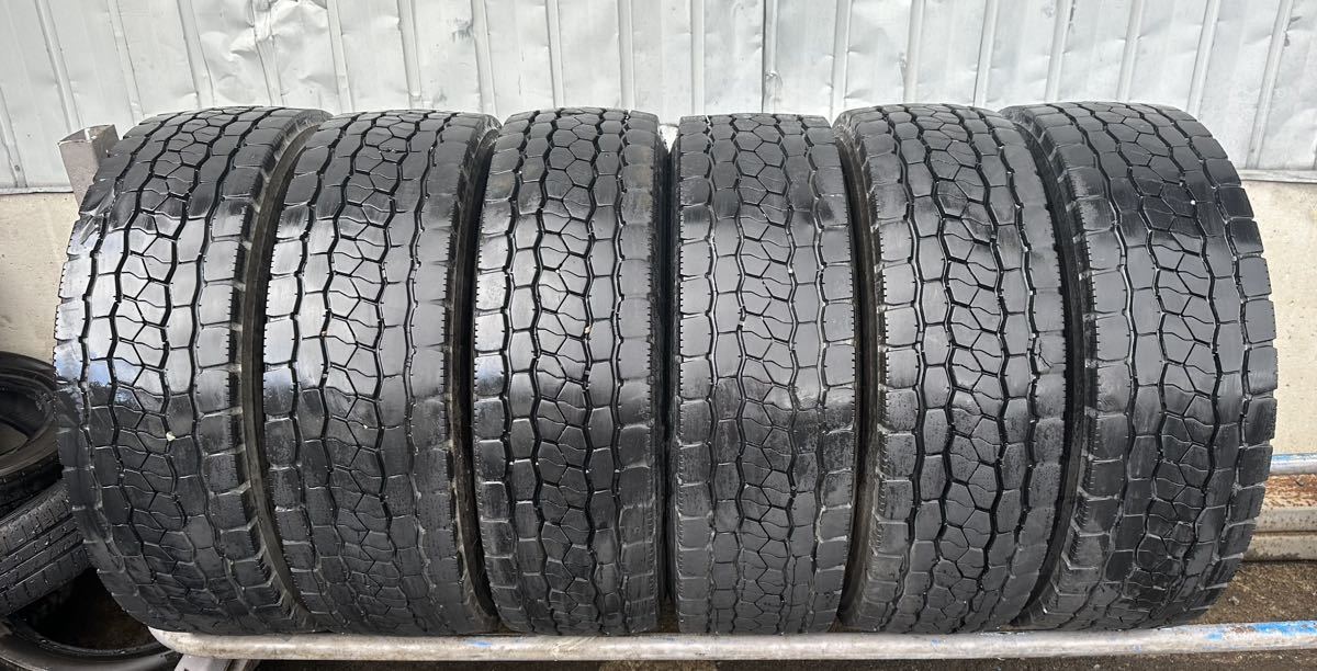 235/70R17.5 127/125J ブリヂストン　V-STEEL MIX M800 6本　A.2_画像1