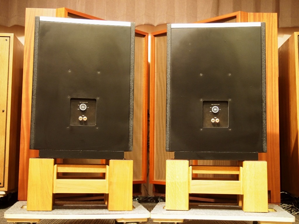 開始100日元！ ！ “JBL S101雙向揚聲器系統/帶專用支架” 原文:100円スタート！！『JBL S101 2Way Speaker System / 専用スタンド付き』