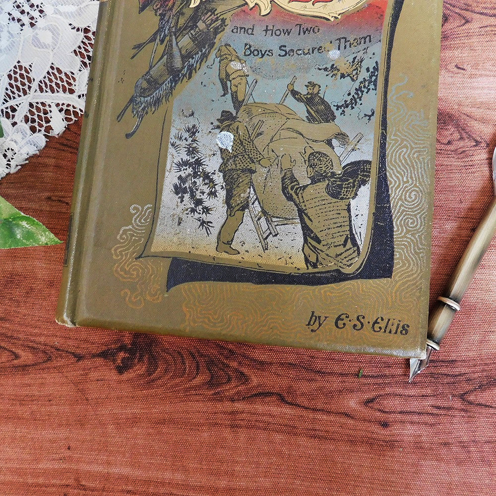 *゜+ 1899年　洒落たイラスト付き表紙　イラスト豊富　英国　アンティークブック　ヴィンテージ本　洋書　古書　アンティーク オリーブ