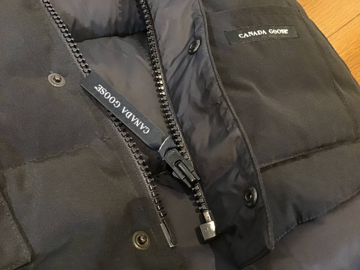 ★☆美品 CANADA GOOSE カナダグース FREESTYLE フリースタイルダウンベスト 4125M R/S ブラック 正規品☆★_画像9