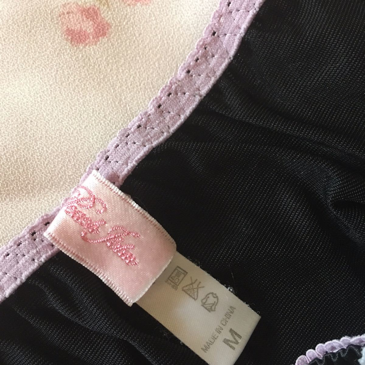 ★核桃26歲OL★舞蹈清潔用品♪（*'`*）桃子約翰的邪惡蕾絲短褲★褲子內衣★    原文:★くるみ 26才 OL ★タンス整理品♪(*´`*)ピーチジョンのくたくたレースショーツ ★パンツ 下着★