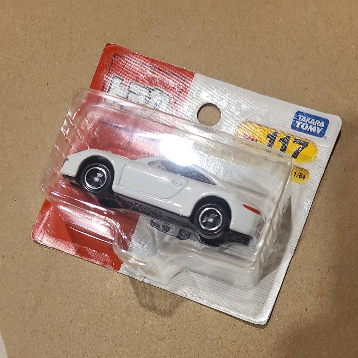 No.117 ポルシェ 911 カレラ （BP） （1/64スケール トミカ 439288）