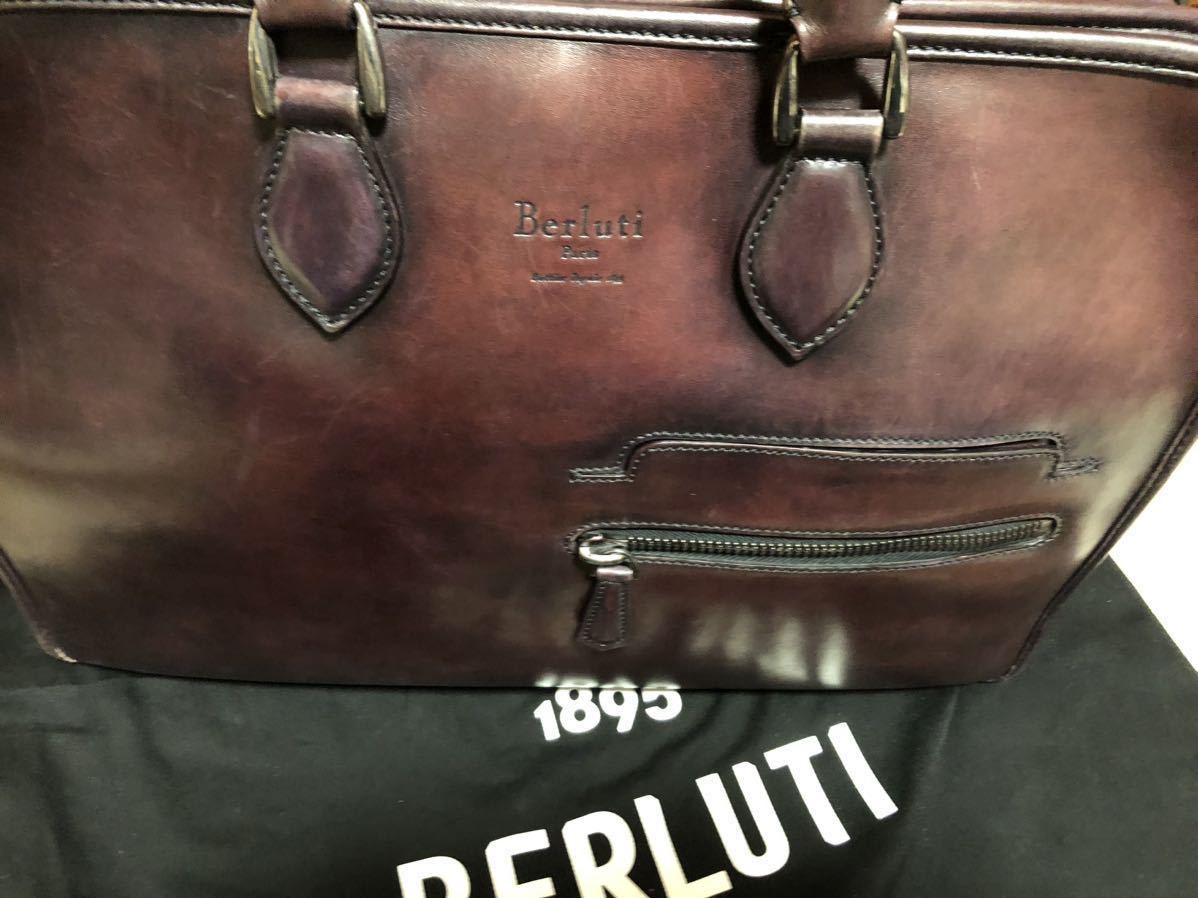 ☆美品☆超希少☆Berluti ☆ベルルッティスクリットドゥジュール レザーブリーフケース 2WAYビジネスバッグ 希少モデル【参考定価60万円】_画像4