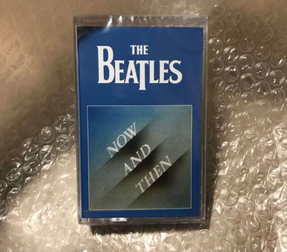 The Beatles  Now And Then カセットテープ　未開封新品 ビートルズ「NOW AND THEN」限定カセットテープ入荷