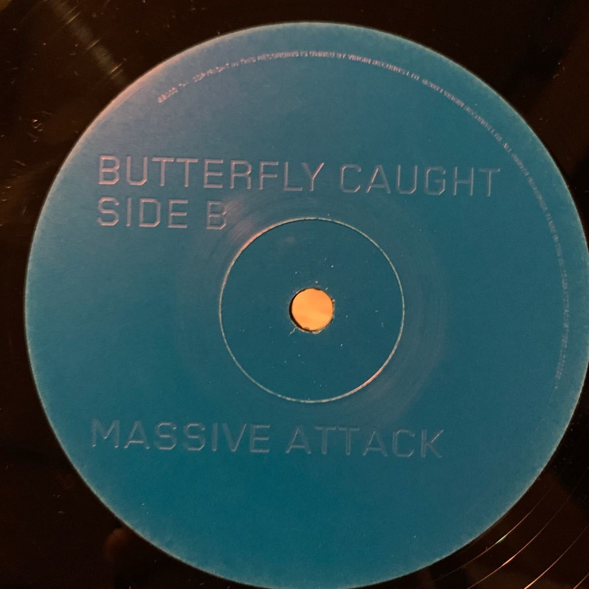 [ Massive Attack - Butterfly Caught - Virgin VST 1853 ] Paul Daley , Octave One , RJD2 , Jagz Kooner_画像4