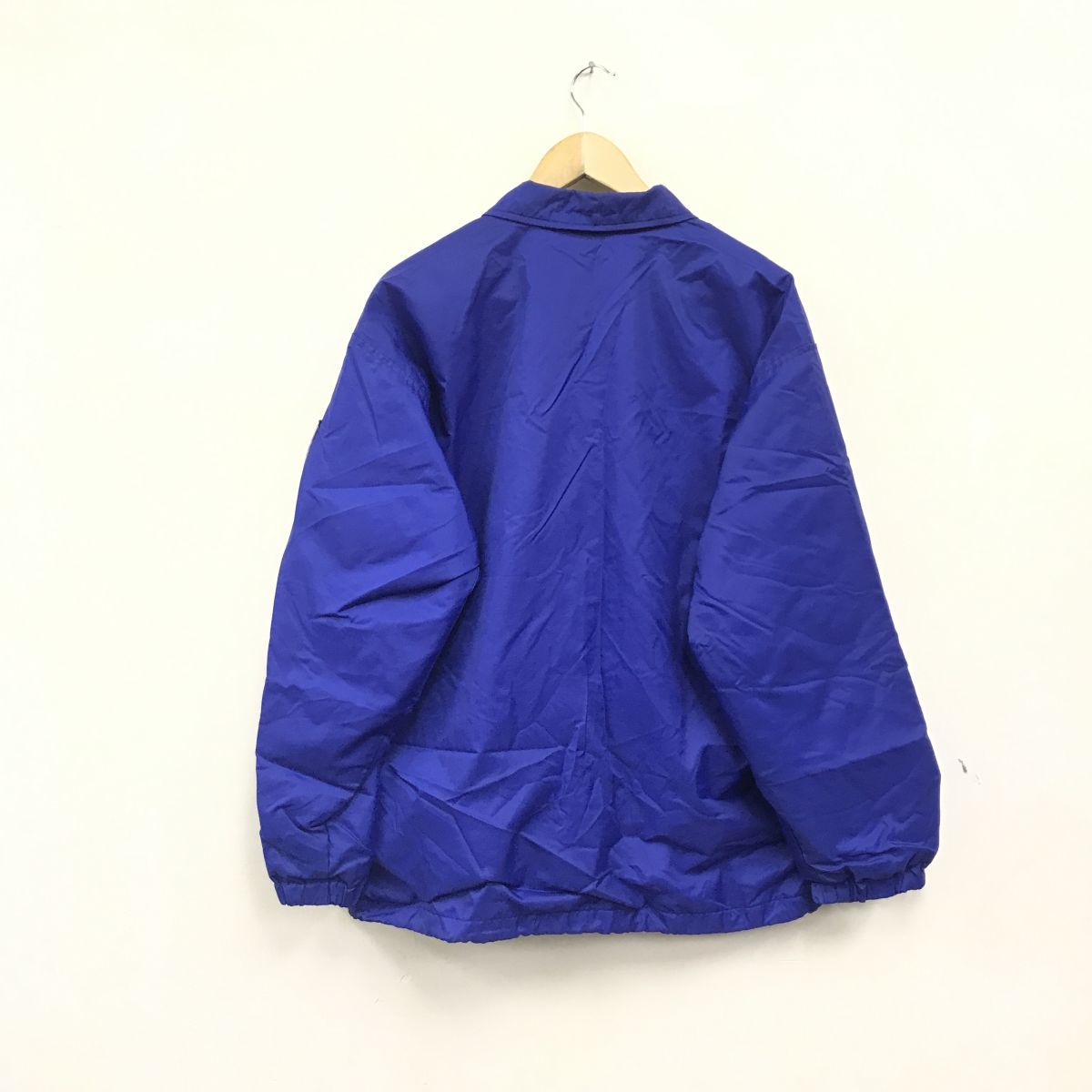 N850-F◆ THE NORTH FACE ザノースフェイス コーチジャケット 総裏 大きめ ◆ ナイロン100 ブルー ロゴパッチ 古着 メンズ 秋冬_画像7