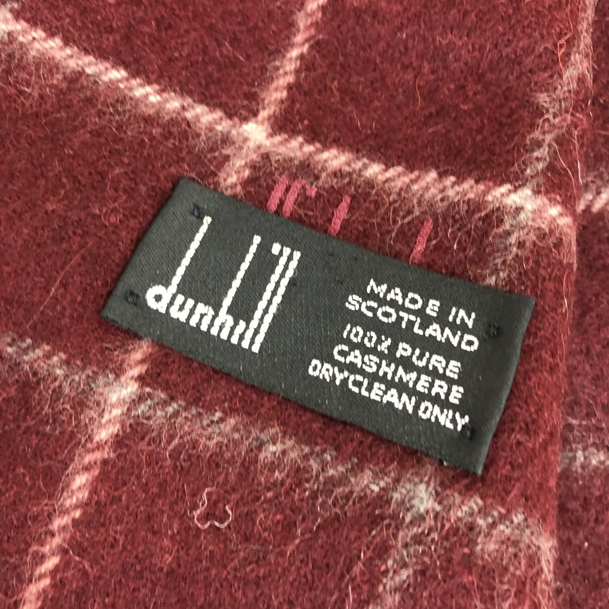 N1999-J-N◆スコットランド製 dunhill ダンヒル カシミヤマフラー◆総柄 カシミヤ100% 柔らか 暖かい 上質 チェック 秋冬アイテム_画像4