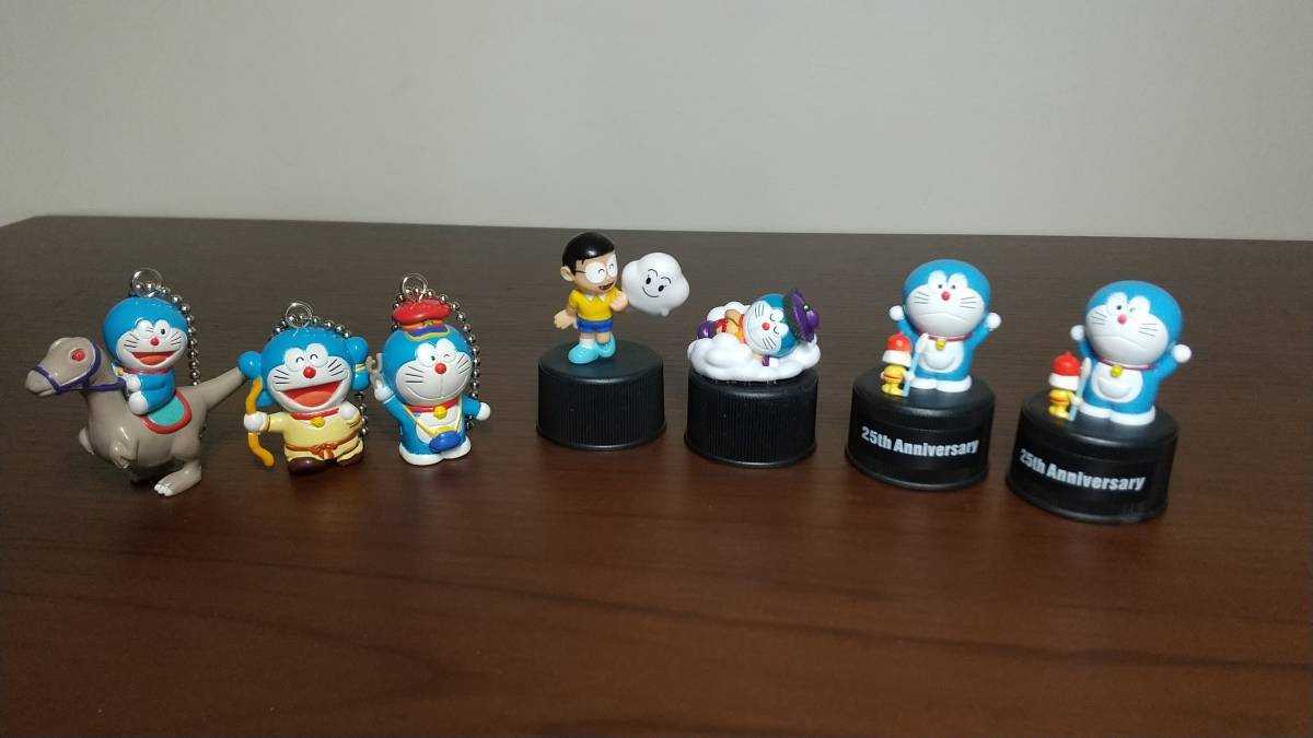  Doraemon ball chain bottle cap 