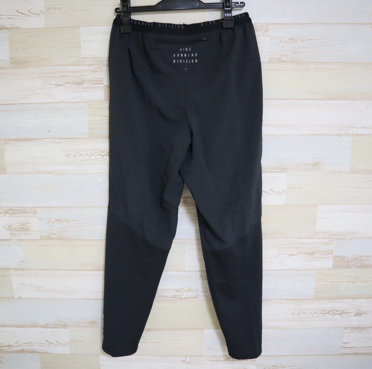 新品 Mサイズ NIKE ナイキ ランニング ディビジョン フェノム 新品 Mサイズ NIKE ナイキ ランニング ディビジョン フェノム