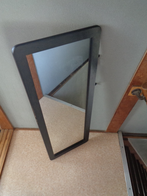 壁掛け鏡-ウォールミラー・姿見-/木製枠壁掛けミラー/木枠に多少スレ・ハゲあり/95cm×35cm×1.65cm/_画像2