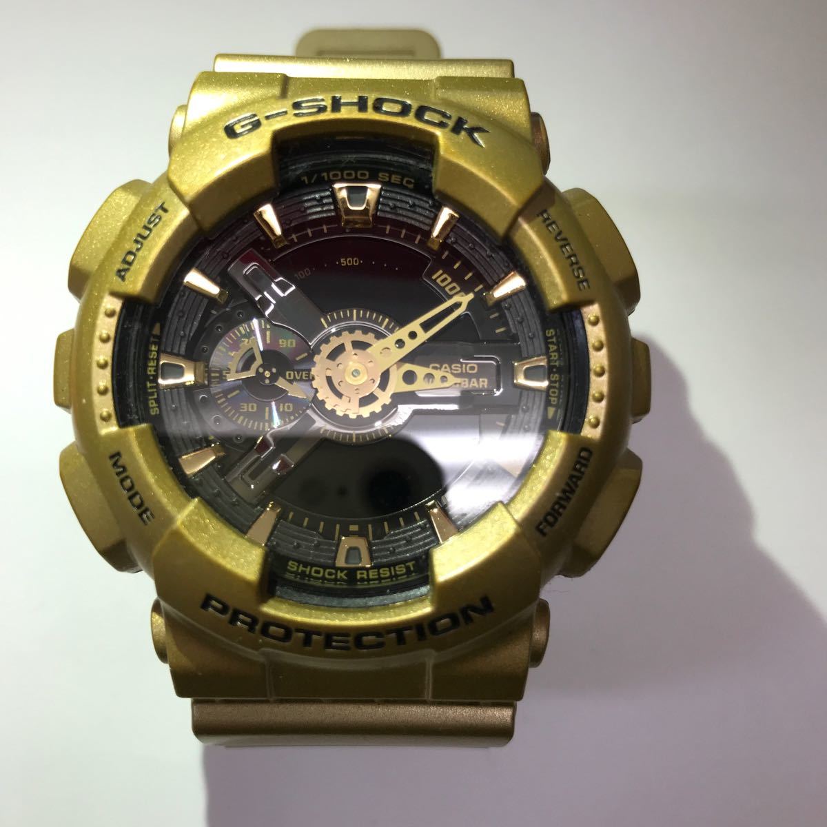 34616 1110Y CASIO カシオ G-SHOCK GA-110GD メンズ腕時計　電池切れ　動作未確認_画像1