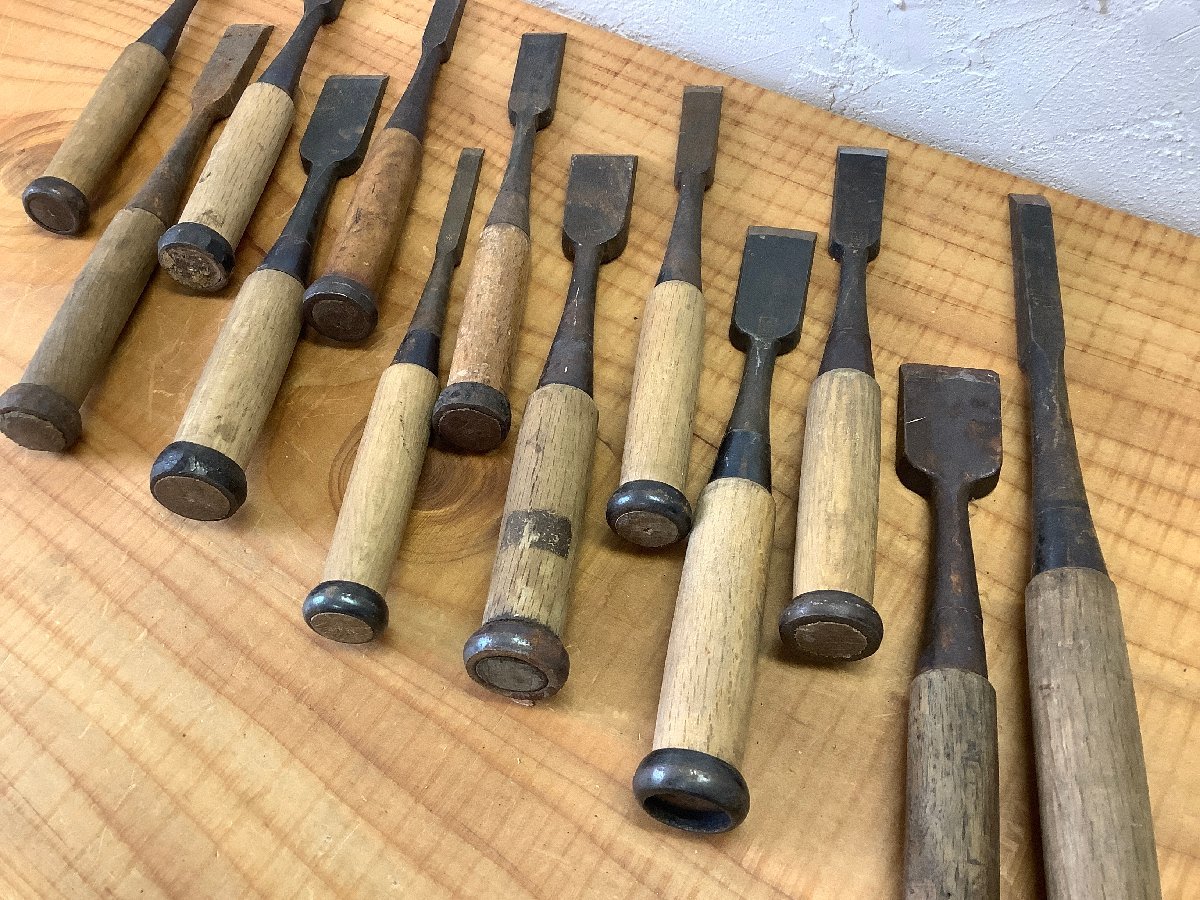 古道具】鑿ノミ大工道具13本まとめて木工ハンドツールDIY 宮大工 古道具】鑿ノミ大工道具13本まとめて木工ハンドツールDIY 宮大工