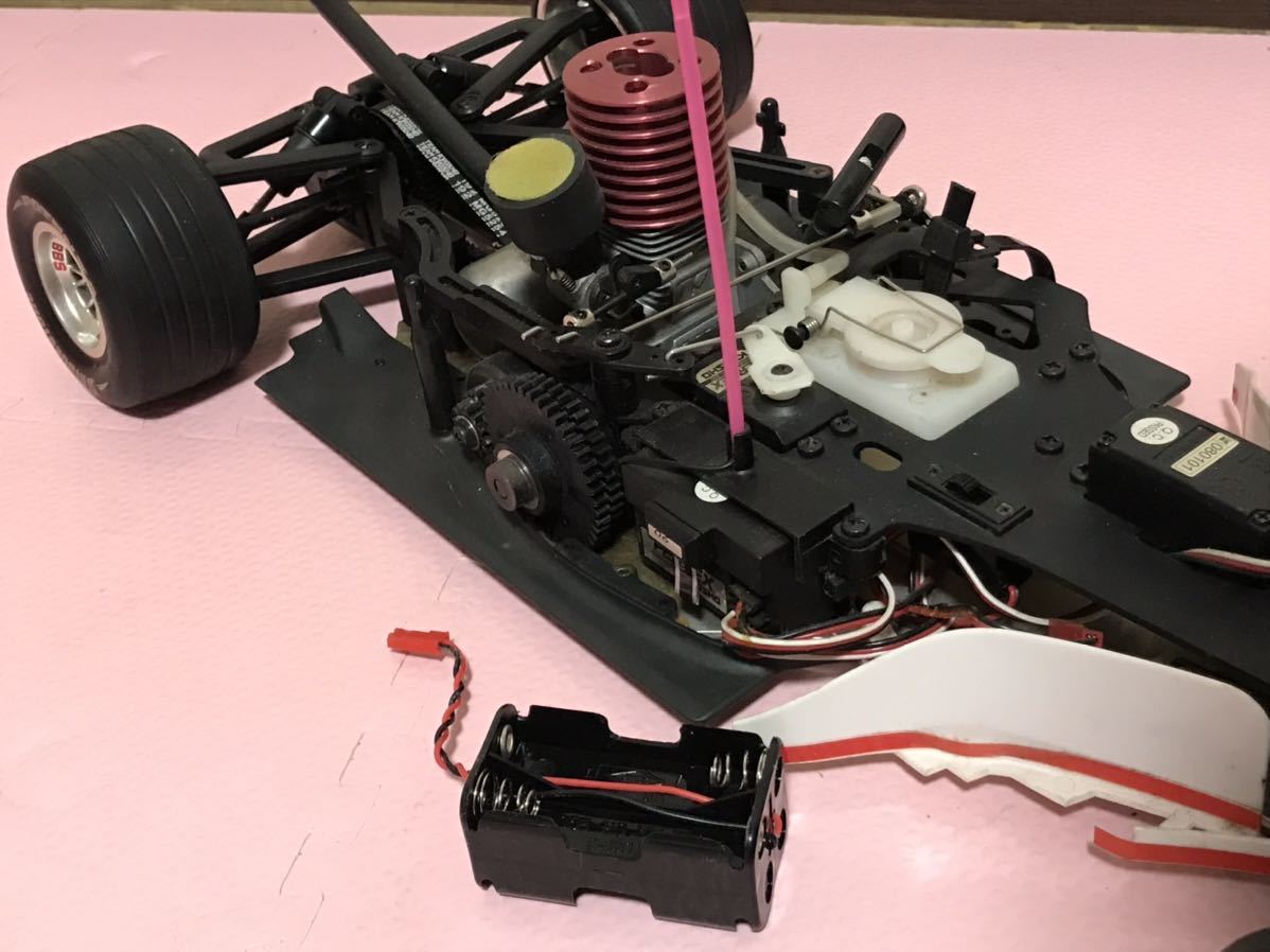 送料無料 1/8 当時物 京商 フェラーリ F2004 フォーミュラーカー 送料無料 1/8 当時物 京商 フェラーリ F2004 フォーミュラーカー
