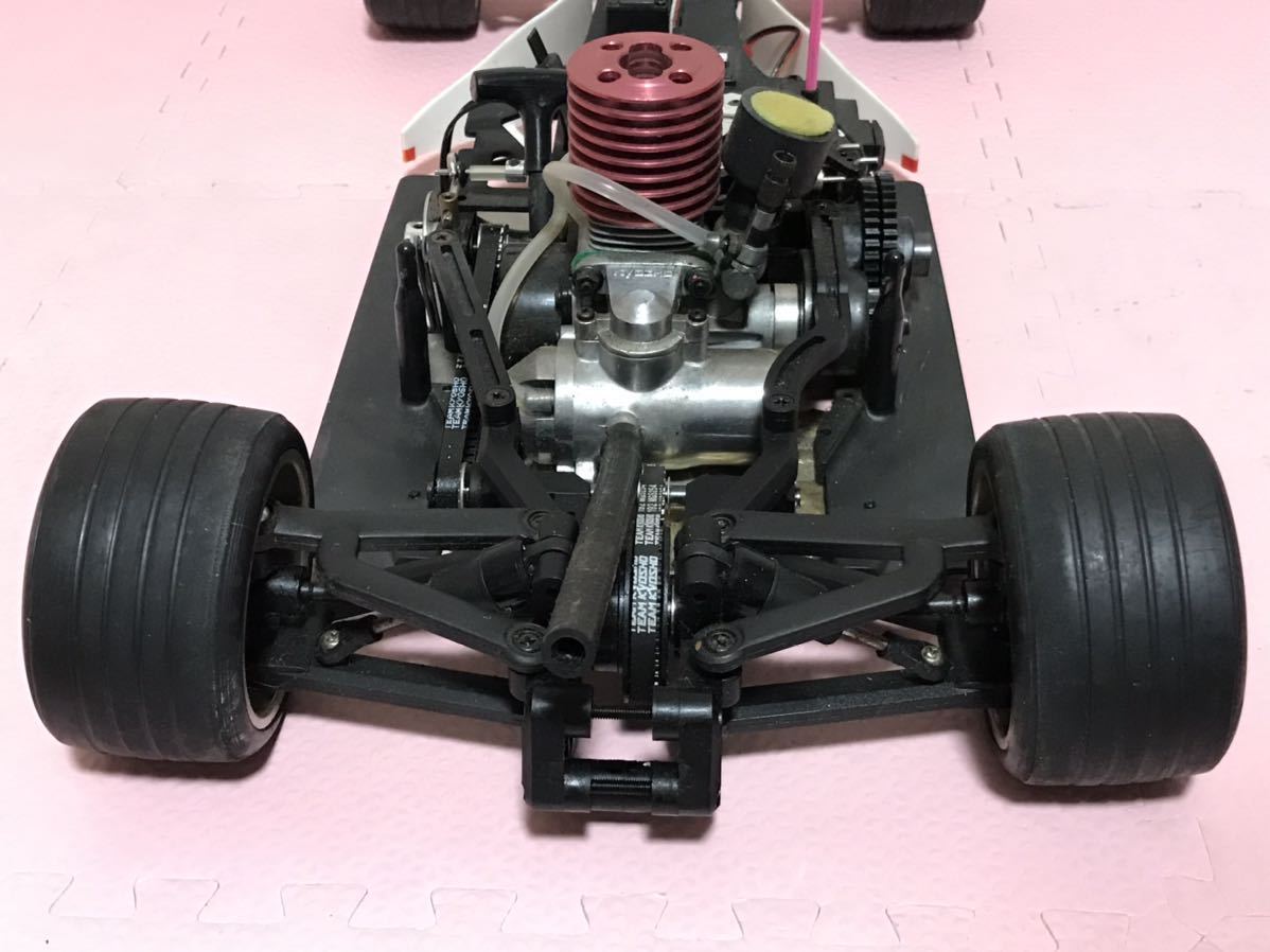 送料無料 1/8 当時物 京商 フェラーリ F2004 フォーミュラーカー 送料無料 1/8 当時物 京商 フェラーリ F2004 フォーミュラーカー