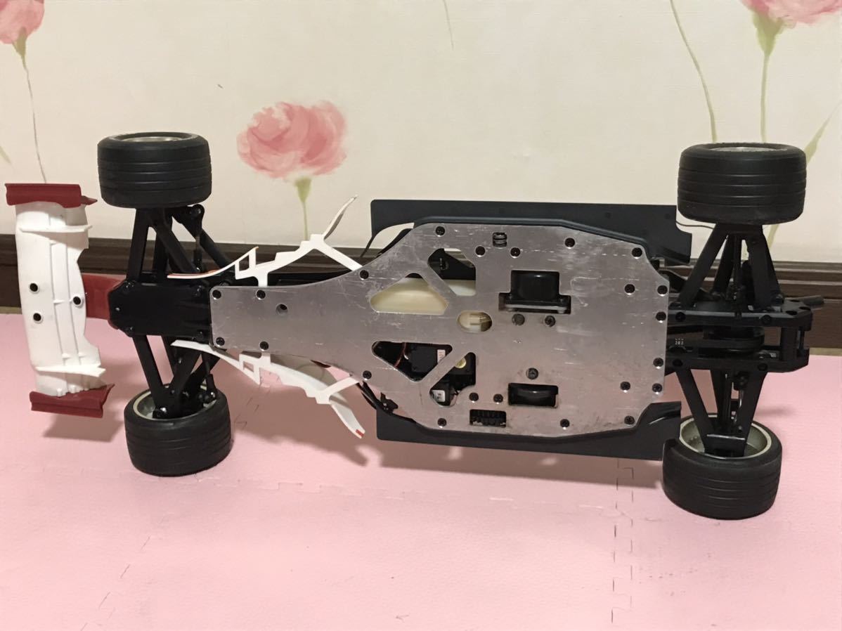 送料無料 1/8 当時物 京商 フェラーリ F2004 フォーミュラーカー 送料無料 1/8 当時物 京商 フェラーリ F2004 フォーミュラーカー