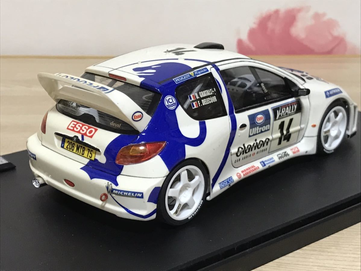 1/24 プラモデル完成品　ジャンク　タミヤ　プジョー　206 WRC ラリーカー ケース付き　TAMIYA PEUGEOT RALLY CAR_画像5