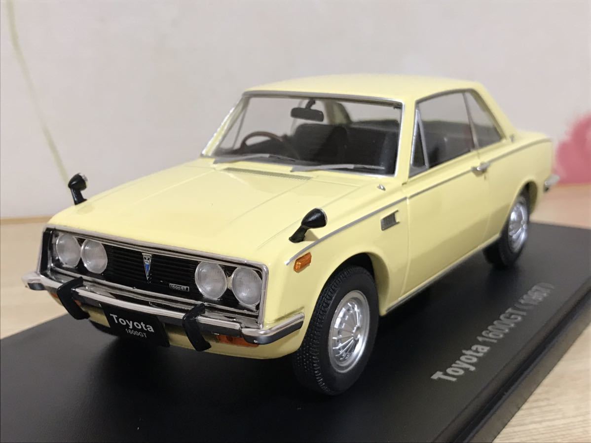 お歳暮ならオンライン 送料無料 1/24 国産名車コレクション トヨタ 1600GT 旧車 完成品