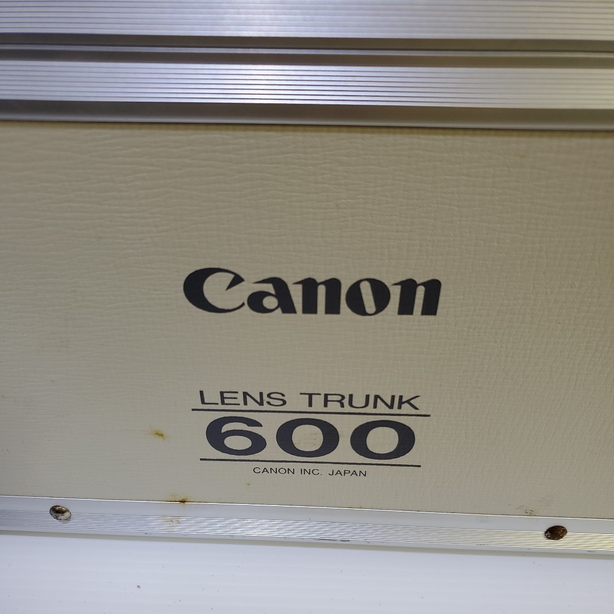 Canon　EF LENS ウルトラソニック　望遠レンズ　EF 600㎜_画像2