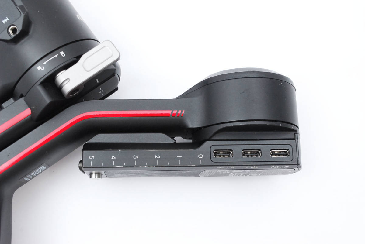 Yahoo!オークション - 実用品 DJI RS 3 電動3軸ジンバル Yahoo!オークション - 実用品 DJI RS 3 電動3軸ジンバル