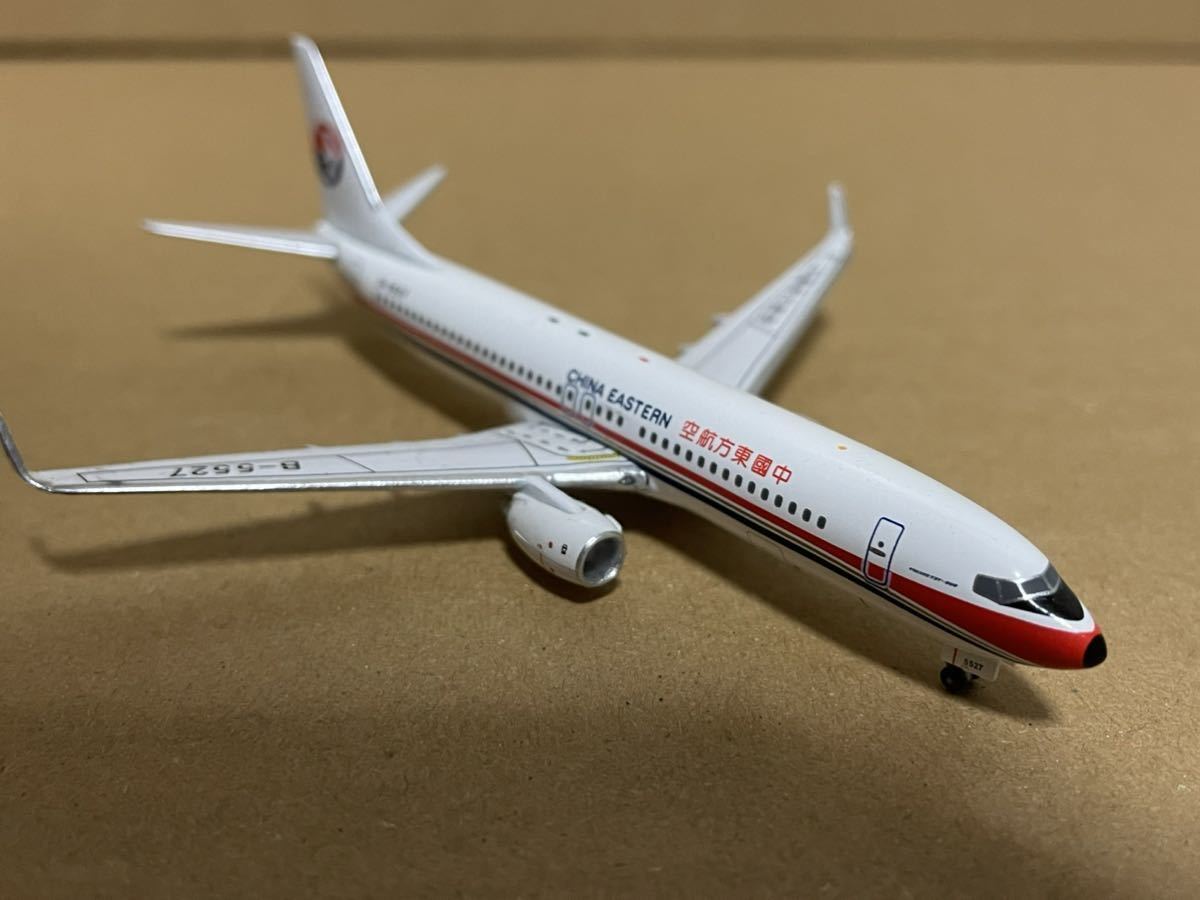 1/400 B737-800 チャイナイースタン 中国東方航空 B-2665 ［IF4738009] インフライト400 中古品 ボーイング737 送料無料 完成品 _画像4