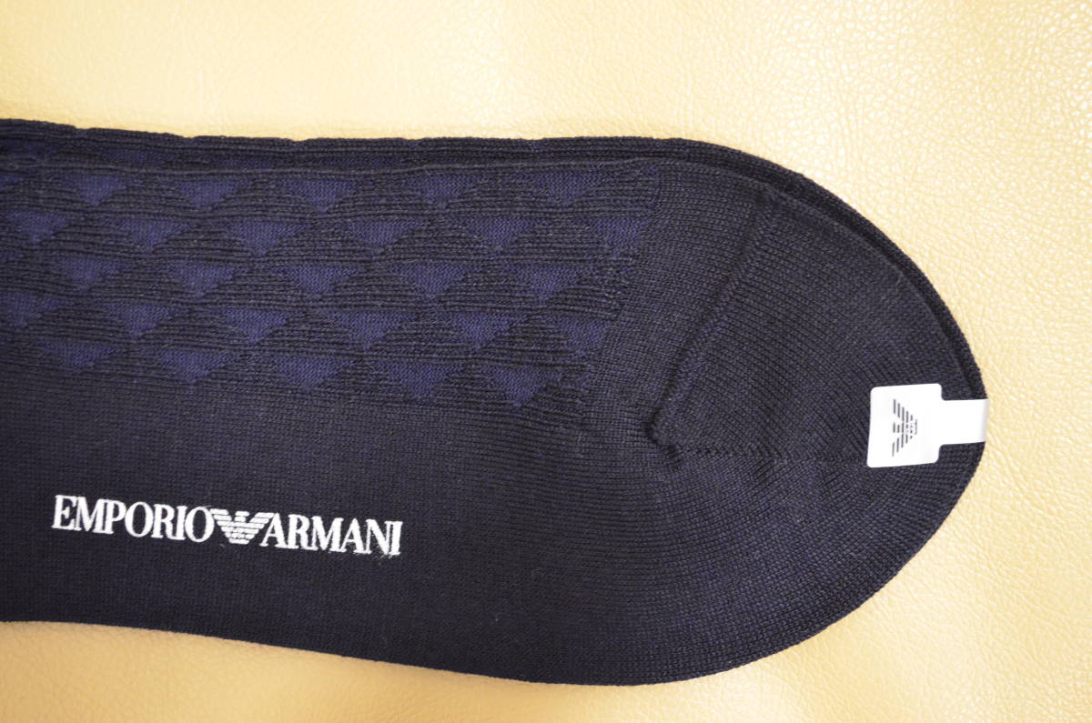 新品 　未使用　タグ付き　男性　EMPORIO ARMANI エンポリオ　アルマーニ　　ウール・シルク混ソックス 　２足セット　日本製　送料無料_画像4