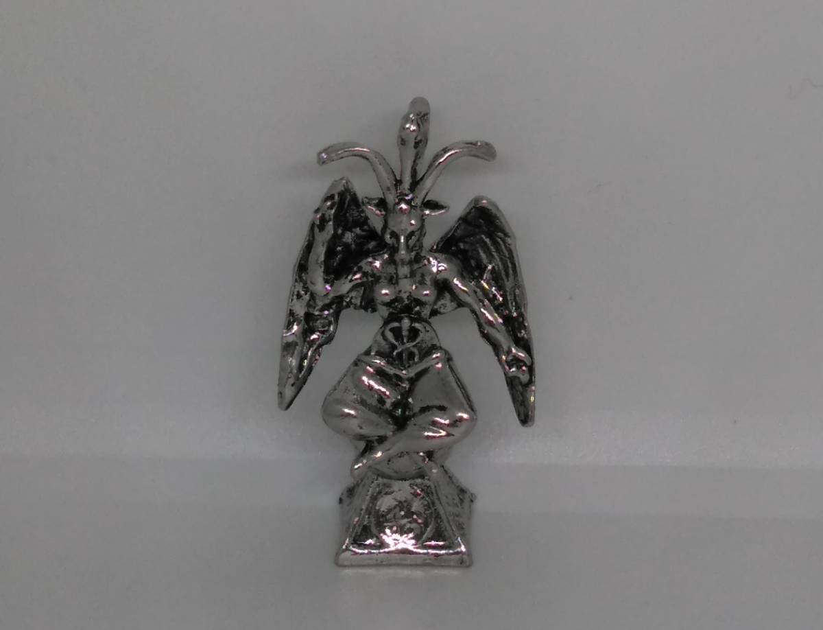 入荷 【黒ミサを司る】バフォメット テンプル騎士団 黒山羊の頭 入荷 【黒ミサを司る】バフォメット テンプル騎士団 黒山羊の頭
