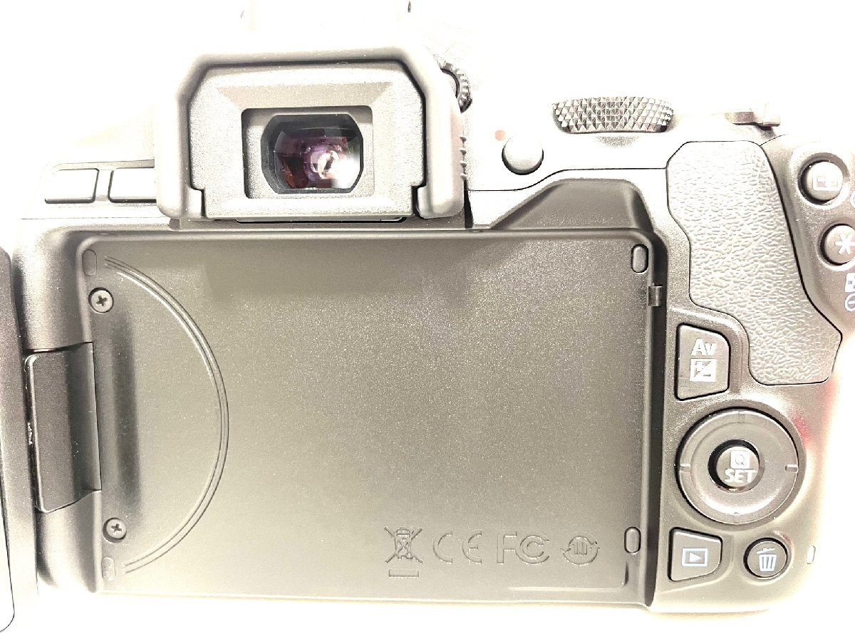 【L7622】　Canon　EOS　kiss　X10　18-55mm　1:4-5.6　使用感少なめ　美品　現状品　中古品　通電確認済み_画像10