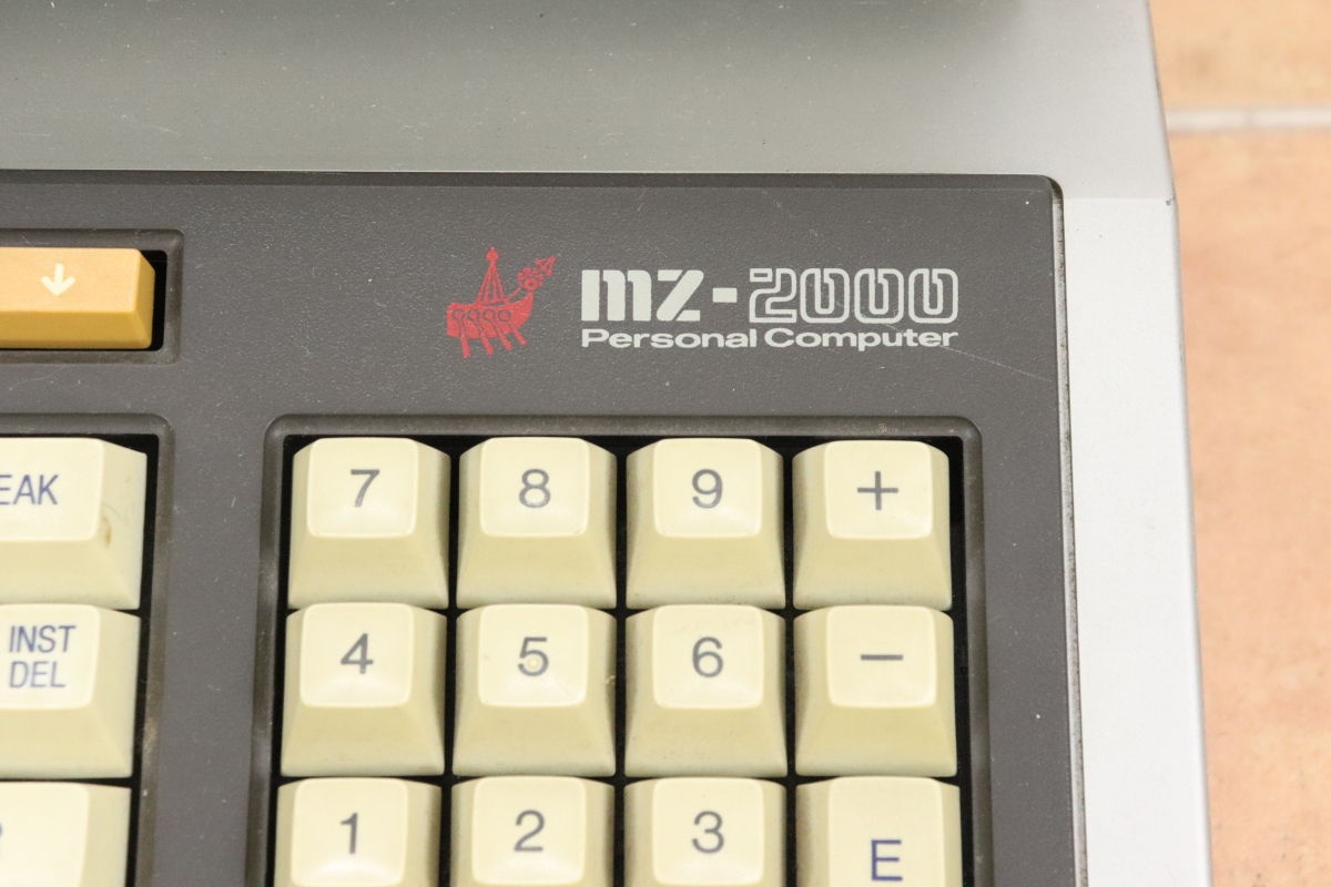 【ジャンク品】SHARP PERSONAL COMPUTER mz-2000 シャープ パーソナルコンピューター コンピューター パソコン 007JGKO80_画像4