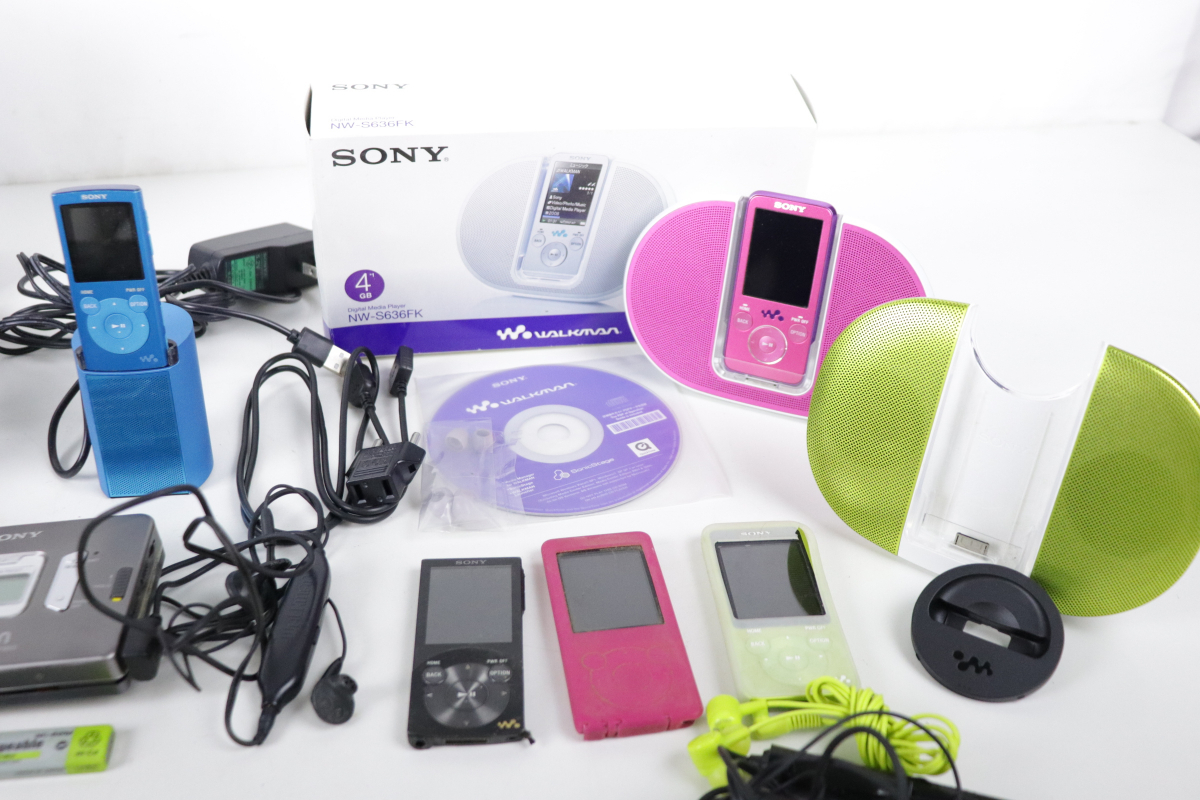 ポータブルプレーヤ まとめ Panasonic SONY WALKMAN ソニー ウォークマン カセットプレーヤー CDプレーヤー 音楽機器 005JGKH77_画像3