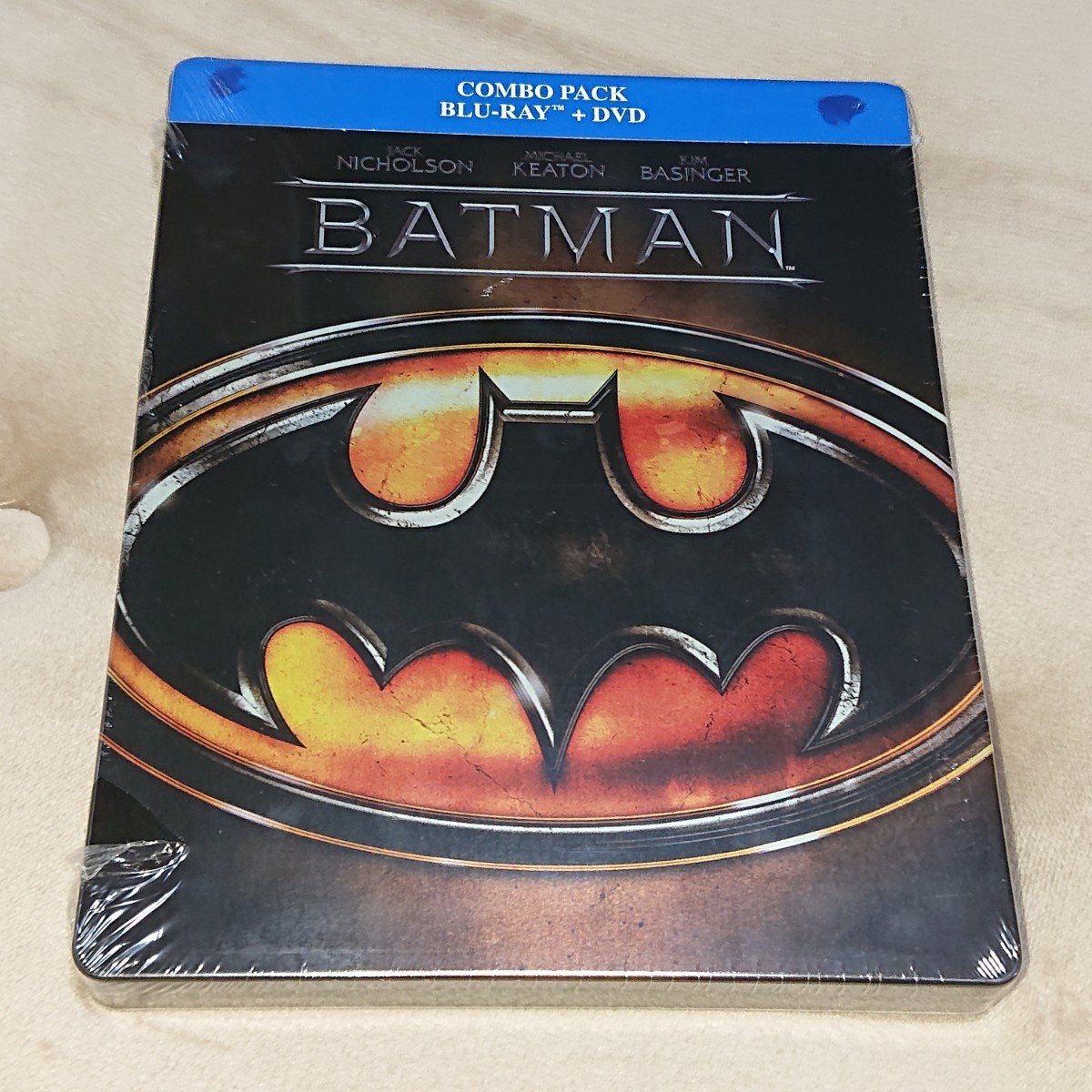 【新品未開封】バットマン スチールブック仕様 ブルーレイ＋DVD_画像1