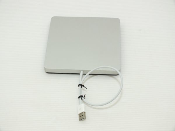 m2214 Apple USB SuperDrive A1379 外付けDVDドライブ ※Mac専用 [108-231116]_画像1