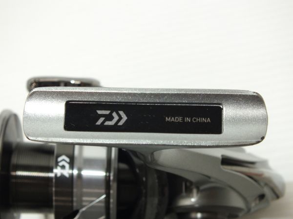 n2217 【ジャンク】 DAIWA ダイワ CALDIA 18 カルディア LT5000D-CXH スピニングリール 00056044 [123-231116]_画像6