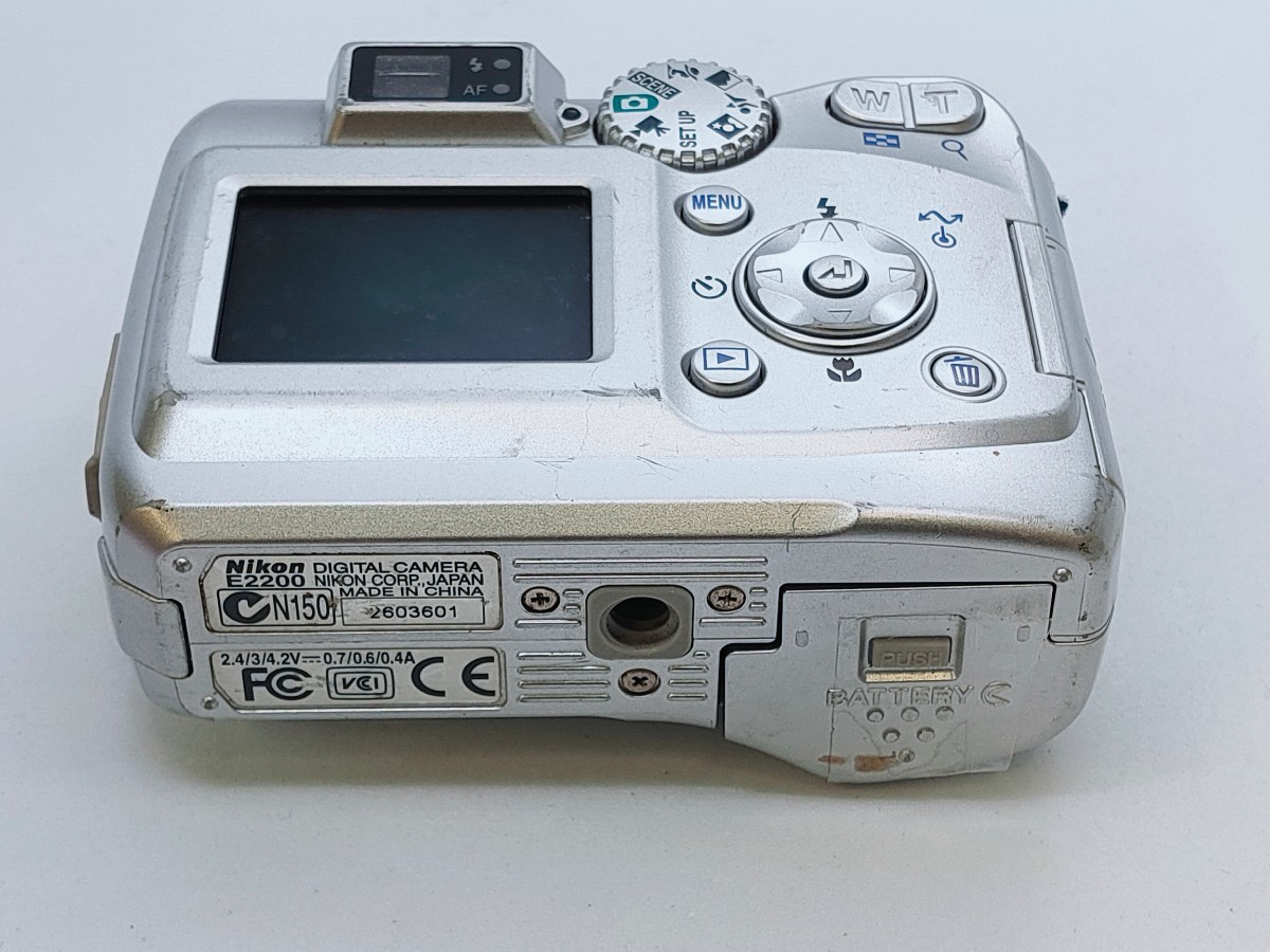 3601 Nikon ニコン COOLPIX 2200 コンパクトデジタルカメラ 電池式_画像8